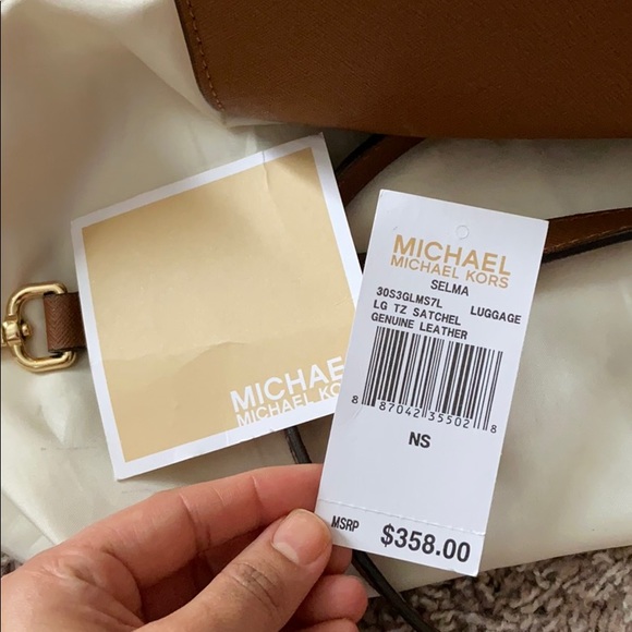 MK Selma Large in Brown - Picture 7 of 9